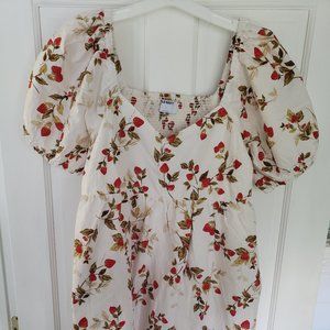 Old Navy Womens Strawberry Dress